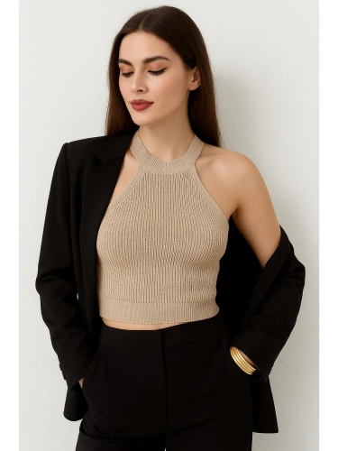 Топ летний вечерний кроп вязаный в офис под пиджак фото 4