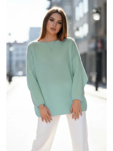 Вязаный свитер оверсайз удлиненный