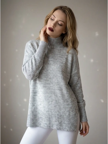 Свитер оверсайз с горлом теплый шерстяной Джемпер