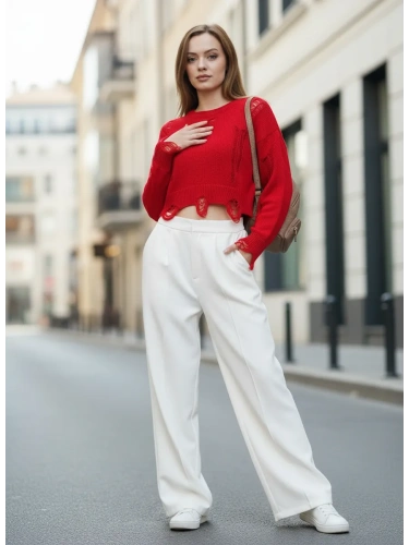 Свитер укороченный c рваным эффектом оверсайз кофта фото 3