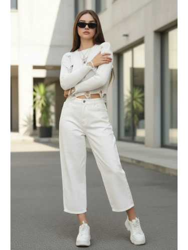 Свитер укороченный c рваным эффектом оверсайз кофта фото 4