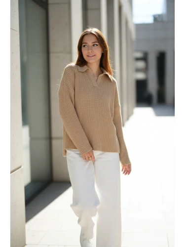 Свитер оверсайз удлиненный вязаный поло фото 5