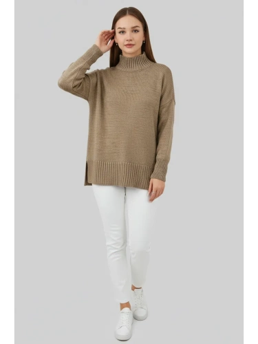 Свитер оверсайз с горлом теплый шерстяной Джемпер